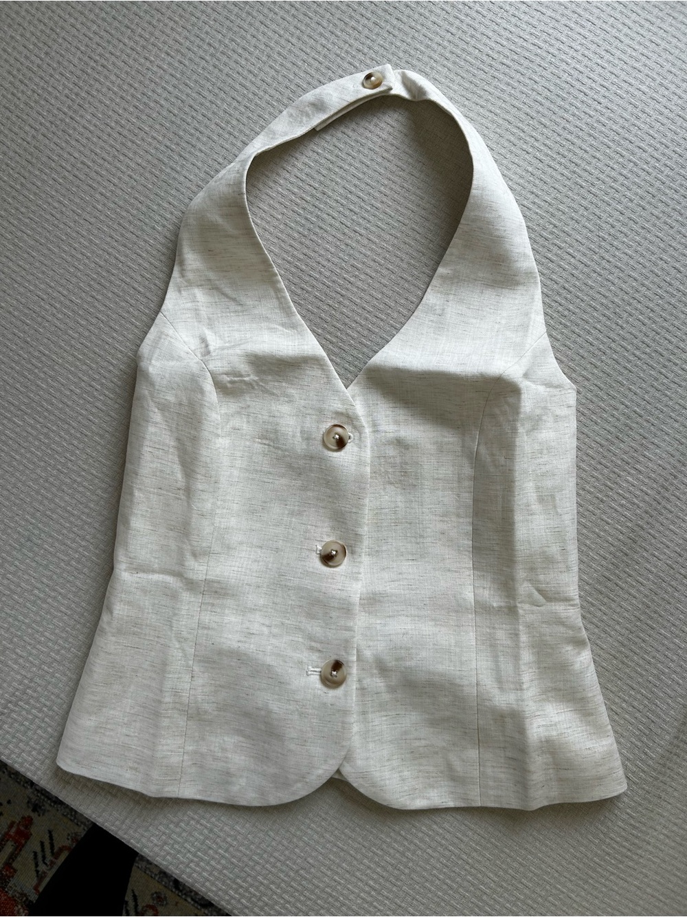 NWT Women's Sleeveless Button Halter Linen Top in Cream
